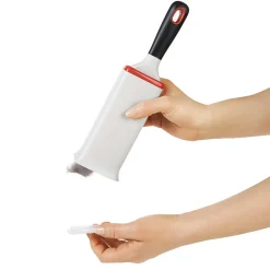 OXO Kleiderbürste "selbsreinigend"